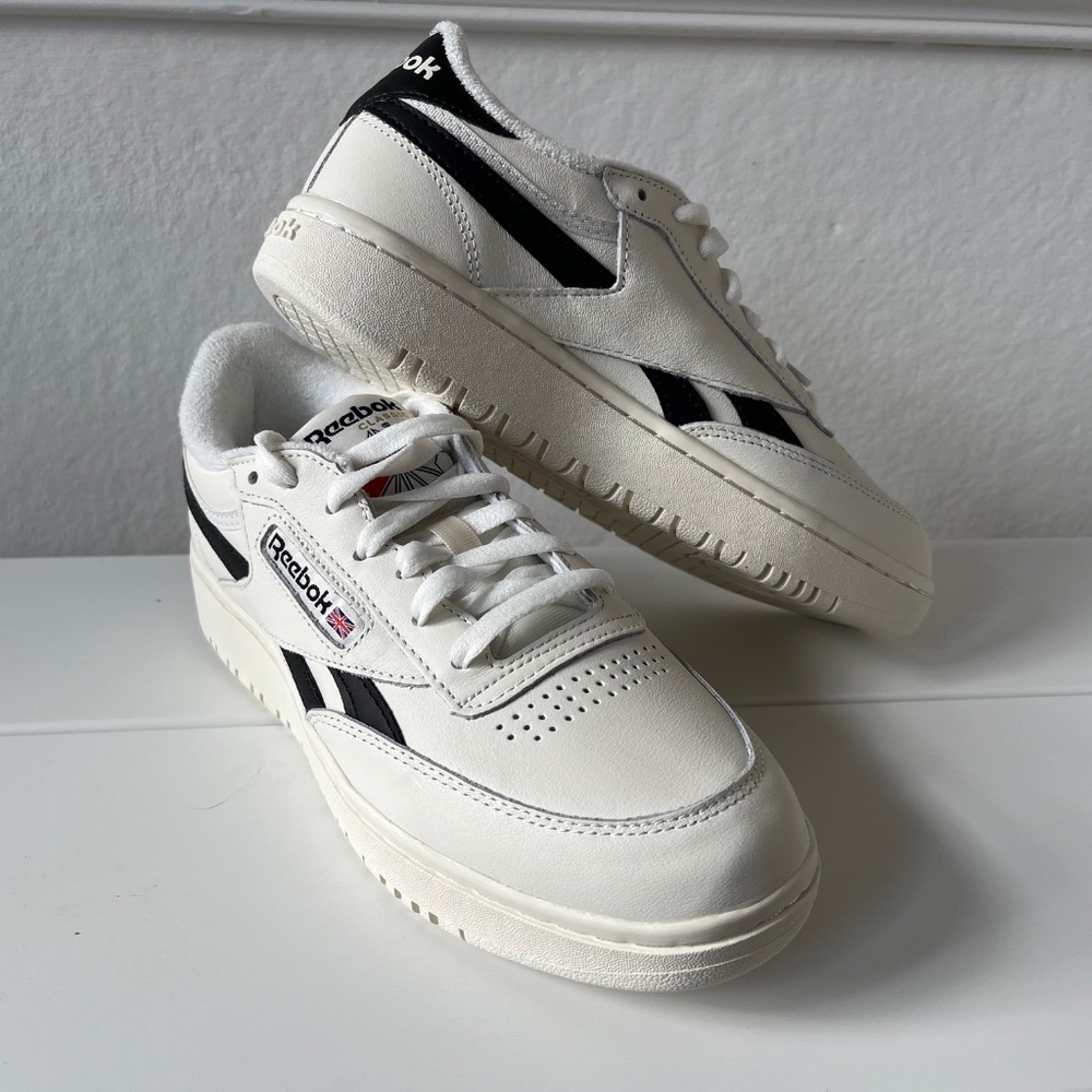 NWOT Reebok Classic Womens Club C Double Revenge Shoes Sz US 8.5